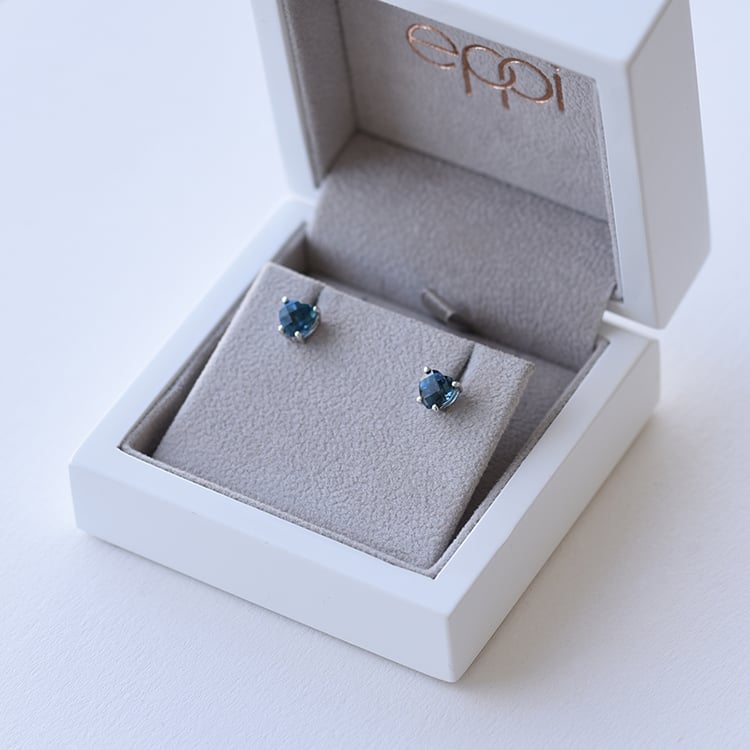 Náušnice se srdíčkovými topazy 60959