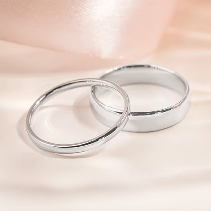 Půlkulaté snubní prsteny z platiny Ebie