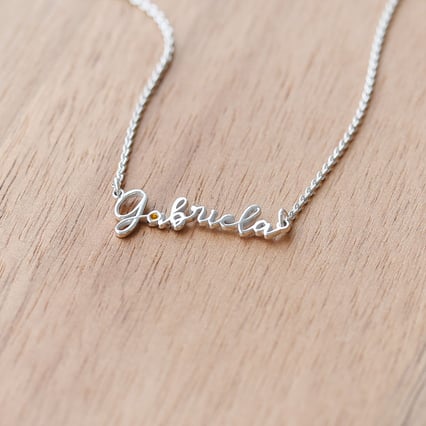 Zlatý náhrdelník se jménem a drahokamem Harlow