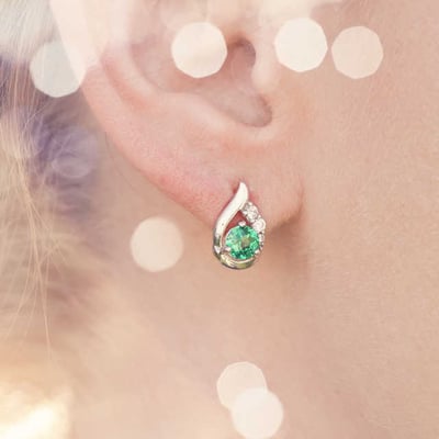 Smaragdové náušnice