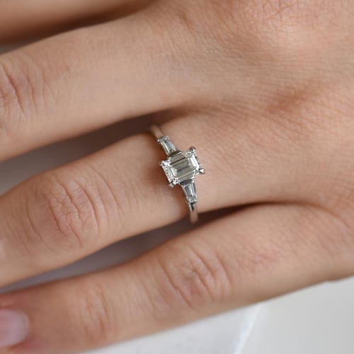 Zásnubní prsten s emerald diamantem Talmar