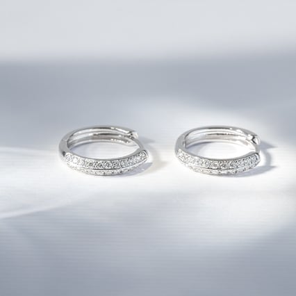 Zlaté kruhové náušnice s diamanty Minu