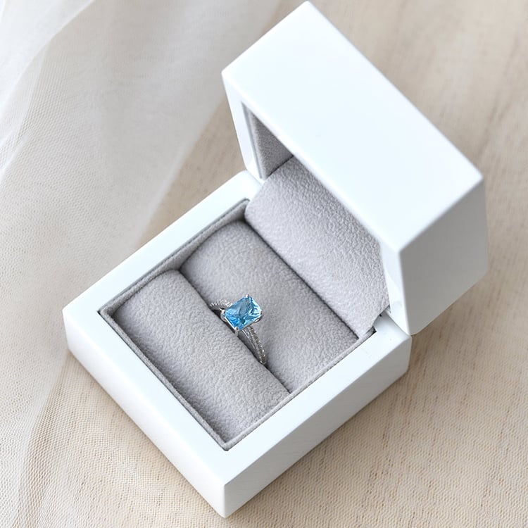 Zlatý topazový prsten 68896