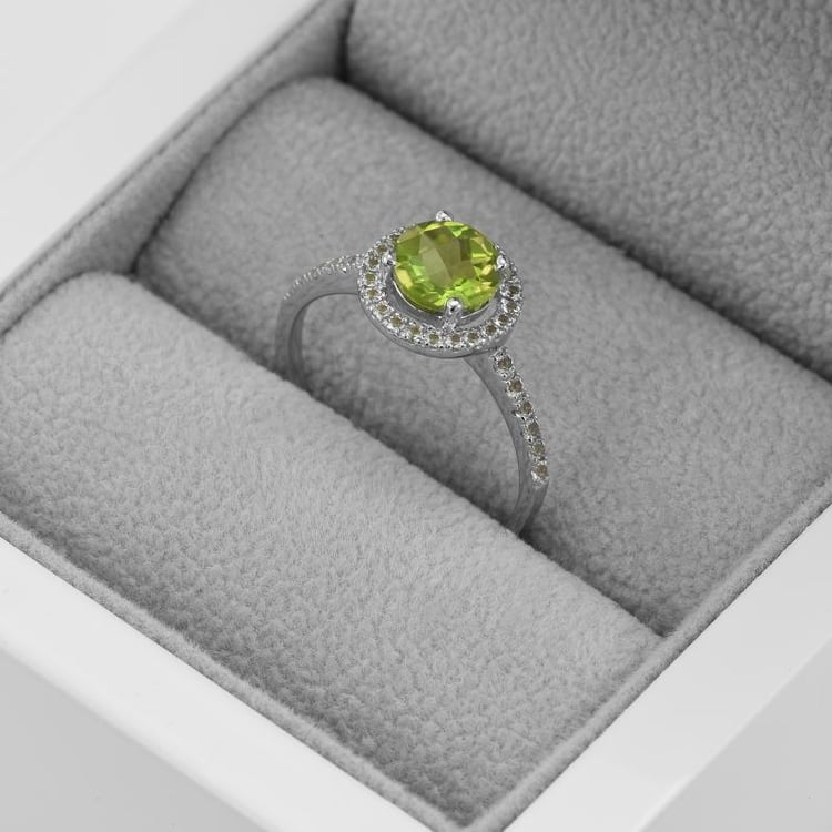 Olivín ve zlatém prstenu 51242