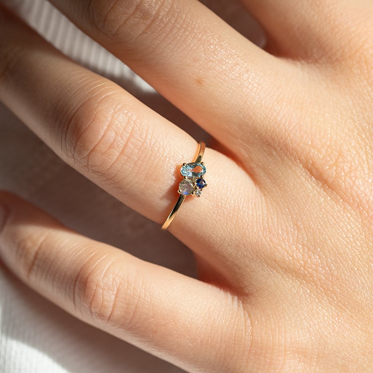 Cluster prsten s akvamarínem, labradoritem, safírem a diamantem Bluma 145088