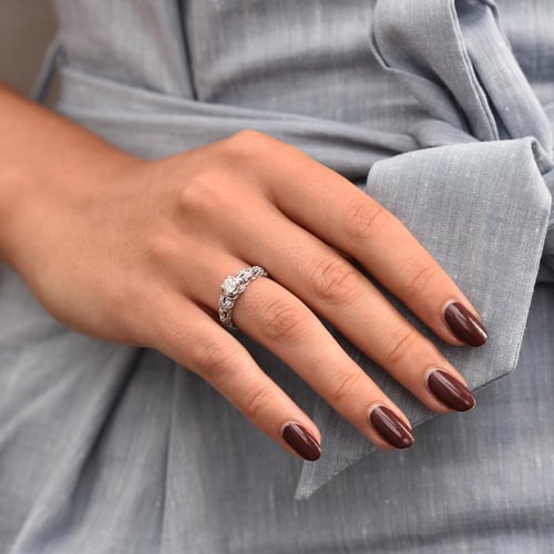 Vintage zásnubní prsten s moissanitem a lab-grown diamanty Chantal