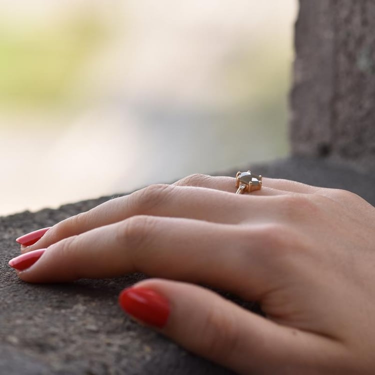 Zlatý prsten se salt and pepper diamantem 44218