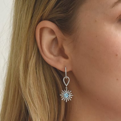 Zlaté diamantové vločky s topazy v náušnicích Daxa