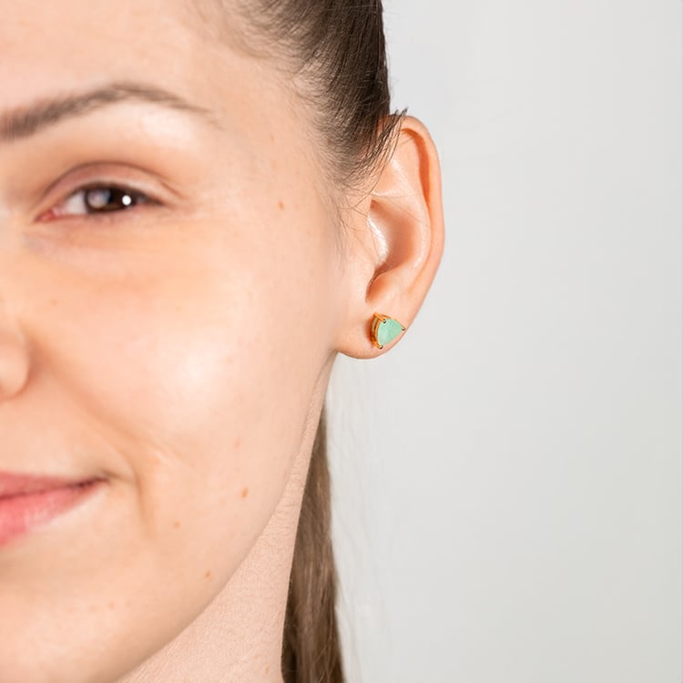 Jemné náušnice ze stříbra se smaragdy Nellie 151525