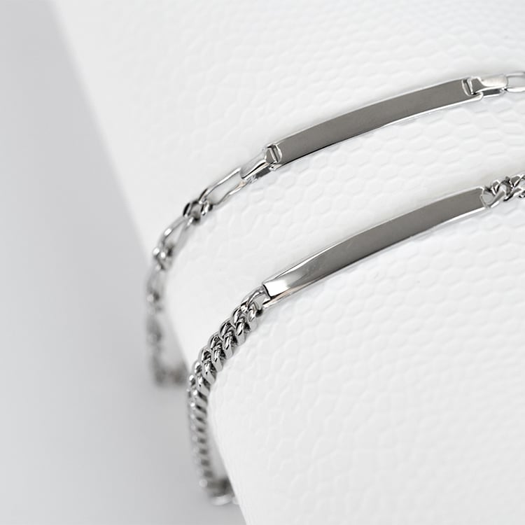 Stříbrný Figaro náramek s gravírem dle vaší volby 129594