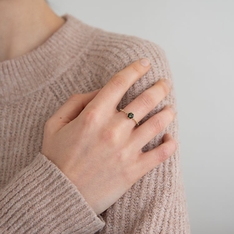 Prsten se zeleným turmalínem a postranními olivíny Imelda 124785