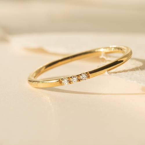Prsten se třemi lab-grown diamanty Sia