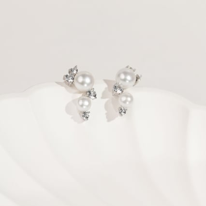 Stříbrné perlové náušnice s bílými topazy Anita