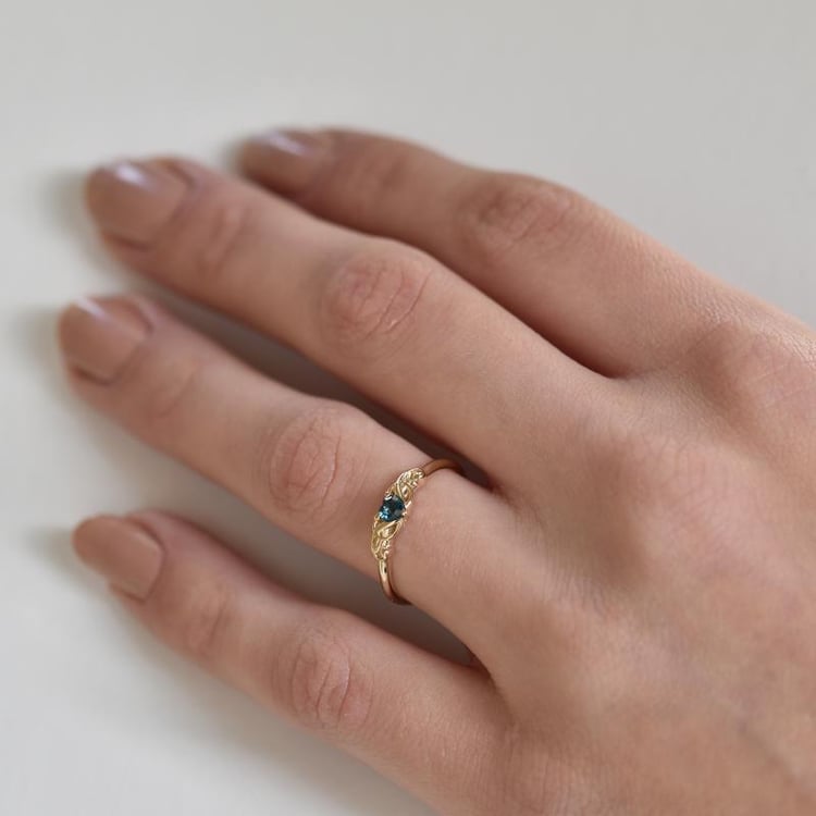 Prsten s topazem 35067