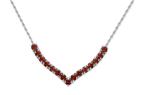 Stříbrný náhrdelník s granáty