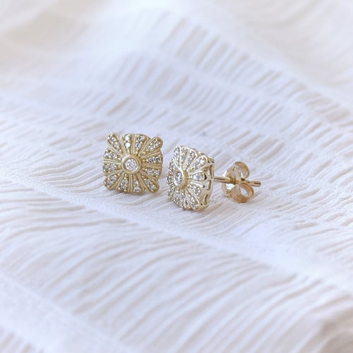 Luxusní náušnice plné diamantů Jodene