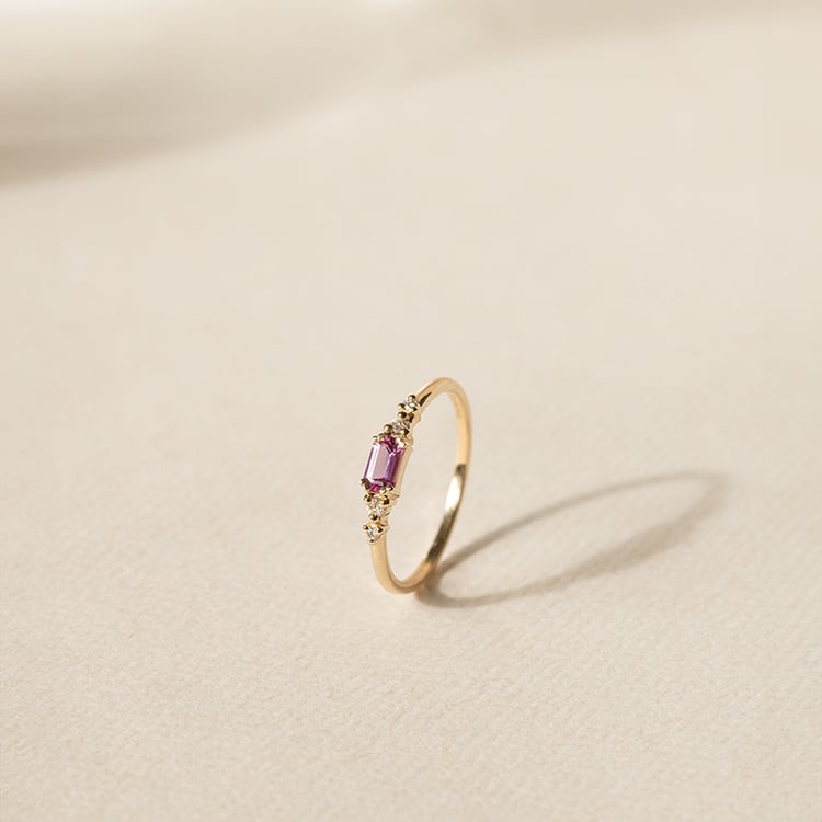 Prsten s emerald safírem a diamanty Taia 138369