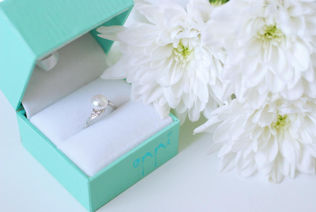 Prsten s perlou 6937