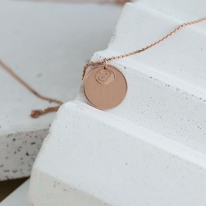 Přívěsek míč s gravírem dle vaší volby Billiard