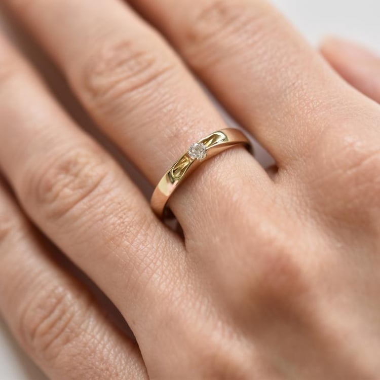 Prsten s diamantem 18309