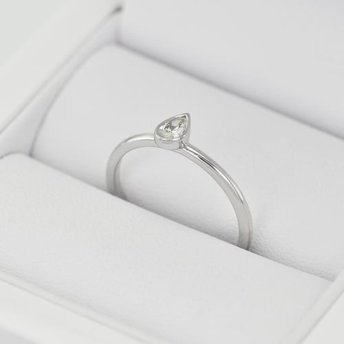 Zlatý zásnubní set prstenů s certifikovaným diamantem Ralyas