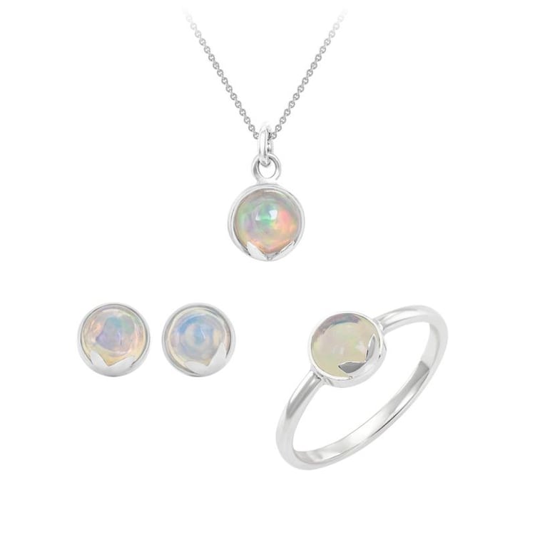 Zlatá kolekce šperků s opály Nyanel