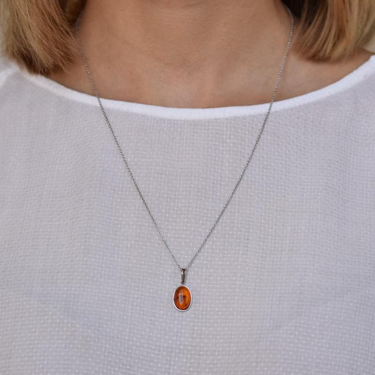 Jantarový přívěsek 24819