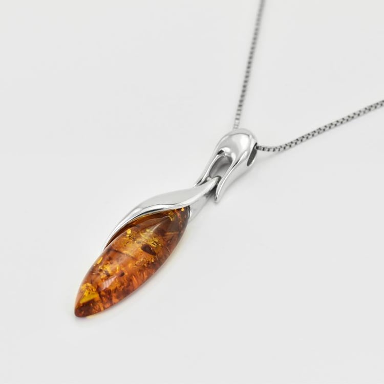 Náhrdelník s baltským jantarem 20469