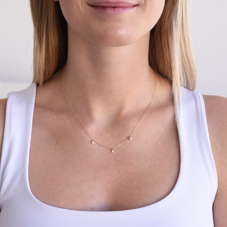 náhrdelník se třemi diamanty 87067