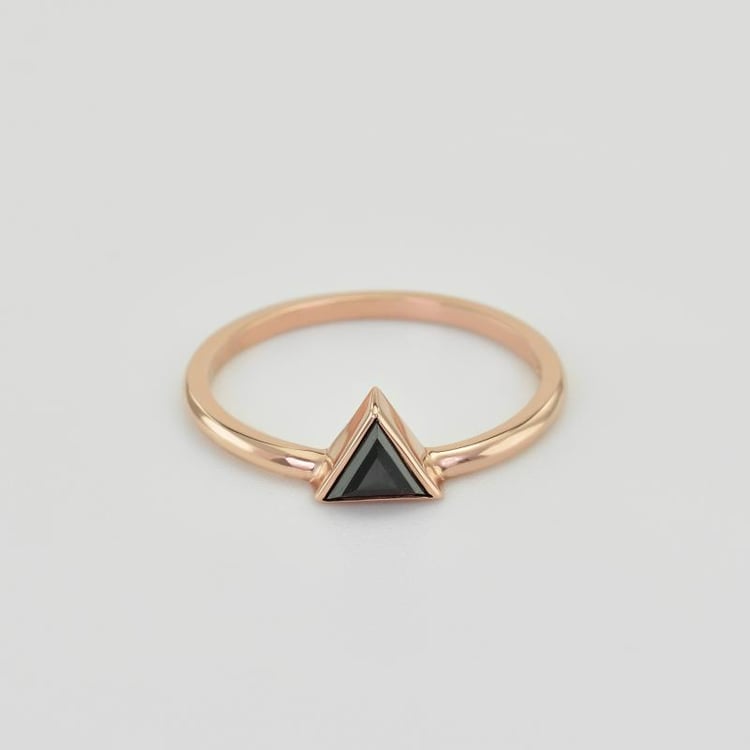 Prsten ze zlata 38033