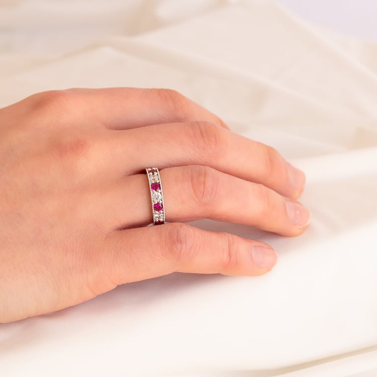 Eternity prsten ze stříbra s rubíny a zirkony Ednah 142389