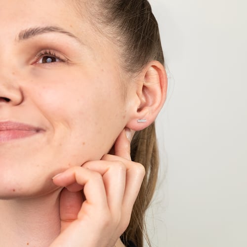 Zlaté minimalistické náušnice Bar