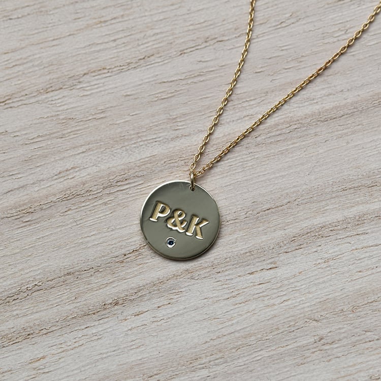 Náhrdelník s písmeny a diamantem 41890