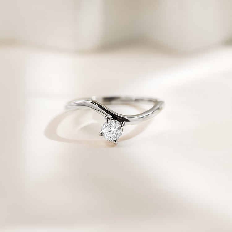 Výjimečný zásnubní prsten 154756