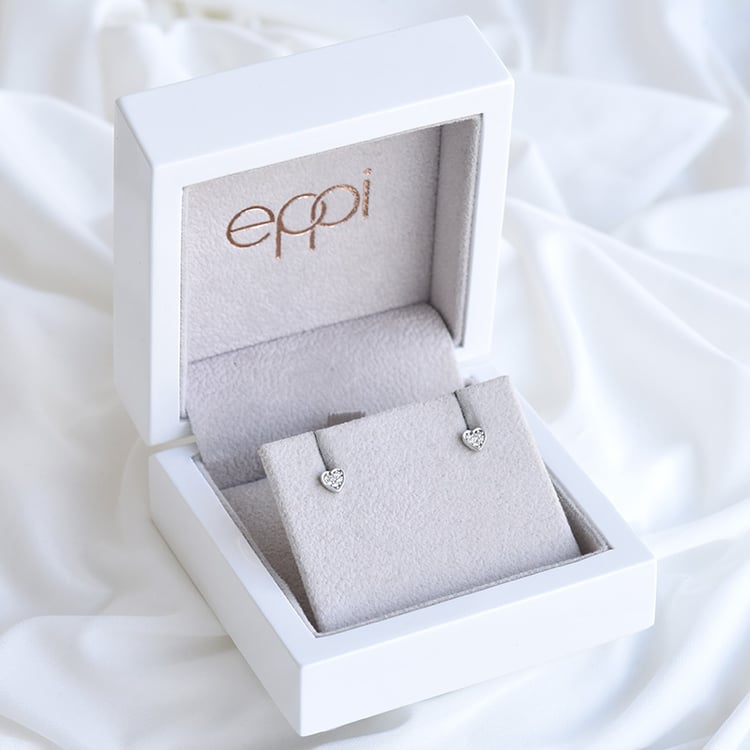 Diamantové náušnice ve tvaru srdce 85087