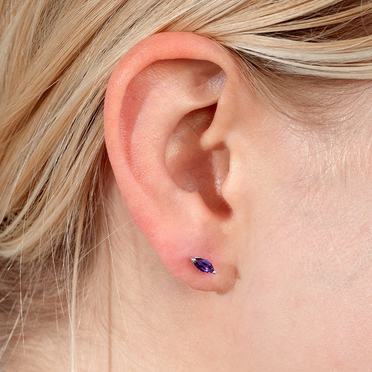 Minimalistické stříbrné náušnice s ametysty Andine 132816