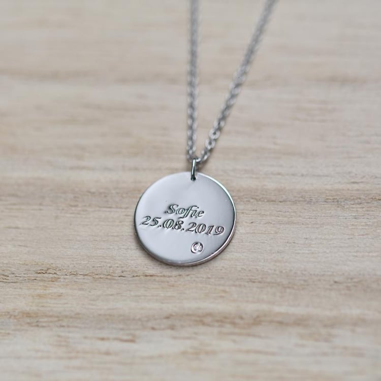 Zlatý přívěsek s diamantem a s gravírem dle vaší volby 48524