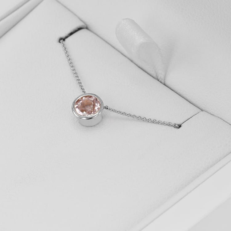 Platinový náhrdelník s morganitem 71456