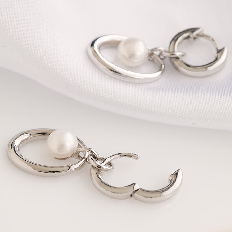 Elegantní stříbrné náušnice s perlami Galdi 122415