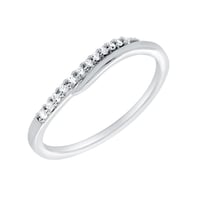 Atypicky zvlněný stříbrný prsten s diamanty Vide