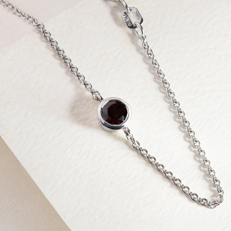 Stříbrný náramek s granátem Arleth 147946