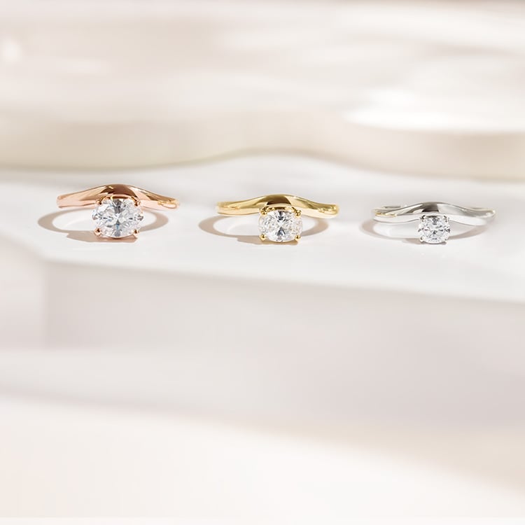 Prsten s oválným diamantem 154824