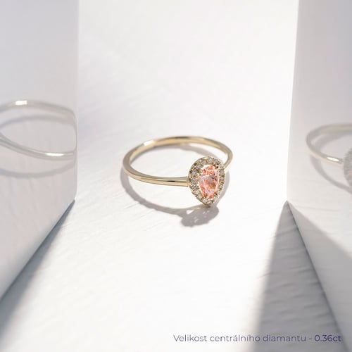 Zásnubní prsten s certifikovaným fancy pink lab-grown diamantem Simone