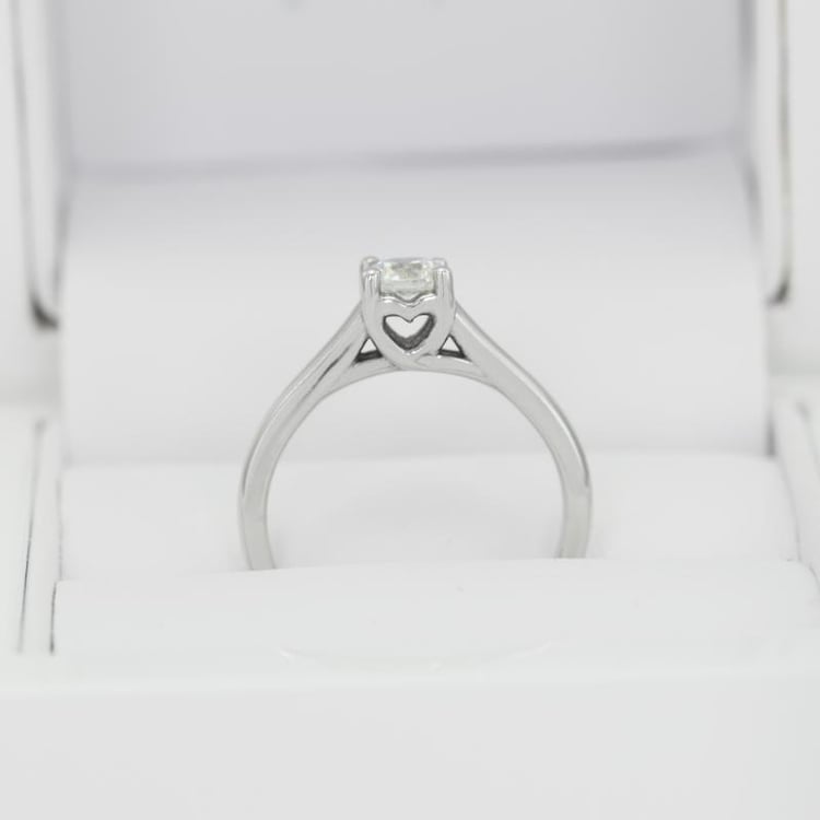 Prsten s diamantem 23918