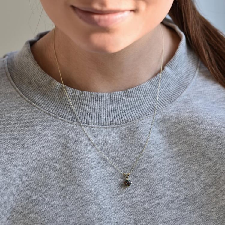 Náhrdelník s opálem 38553