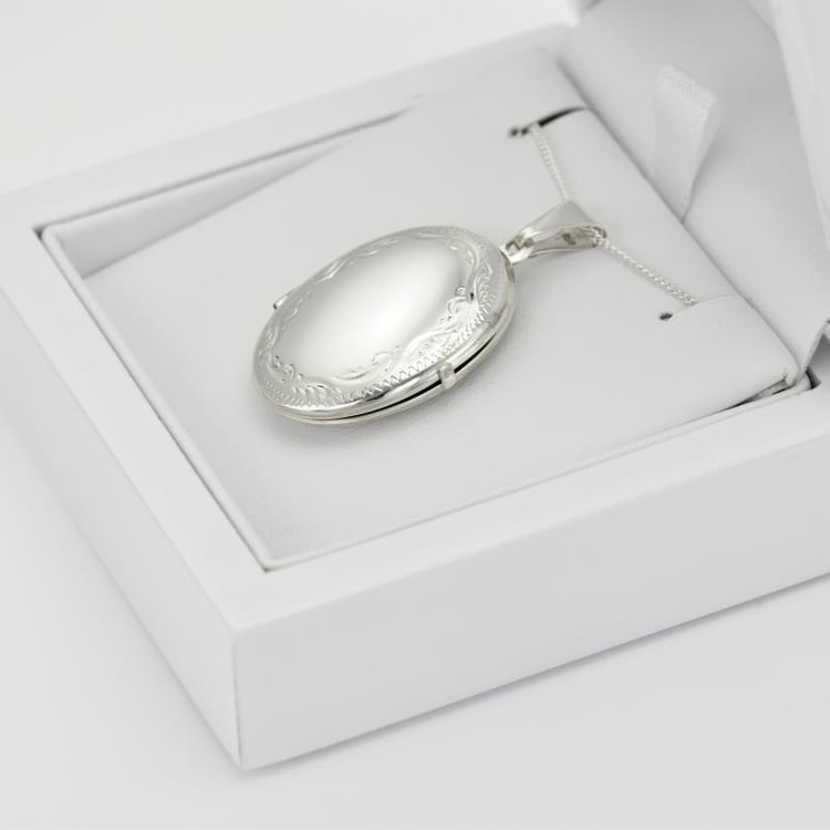 Medailon ze stříbra 15404