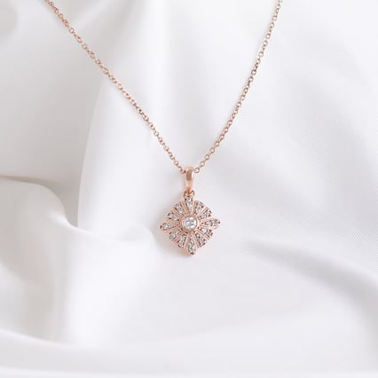 Přívěsek plný diamantů Vladine