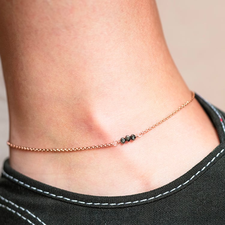 Zlatý náramek na nohu se salt and pepper diamanty Muna 140793