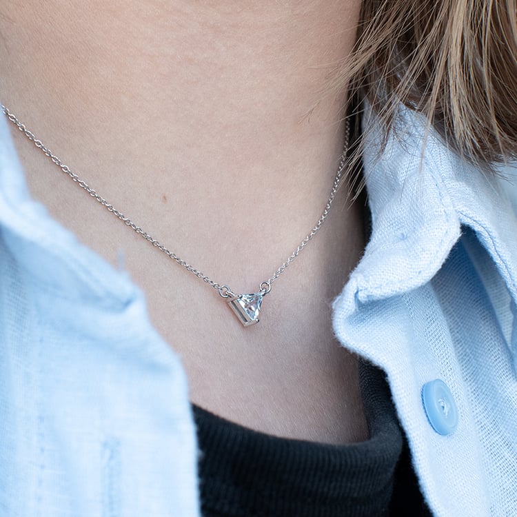 Minimalistický náhrdelník s akvamarínem Modu 134927
