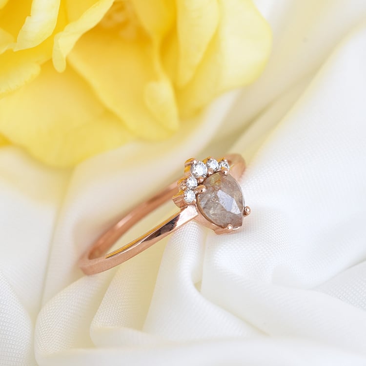 Diamantový zásnubní prsten ze zlata 82535